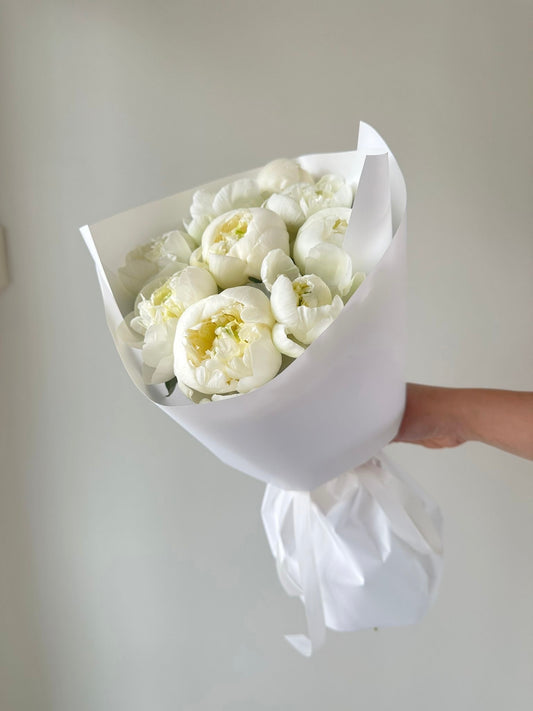 "Milkshake" Bouquet – BloomRoom.ee, fresh flowers in Tallinn