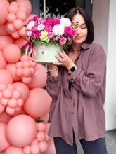 Load image into Gallery viewer, Maxi Bloom Box
