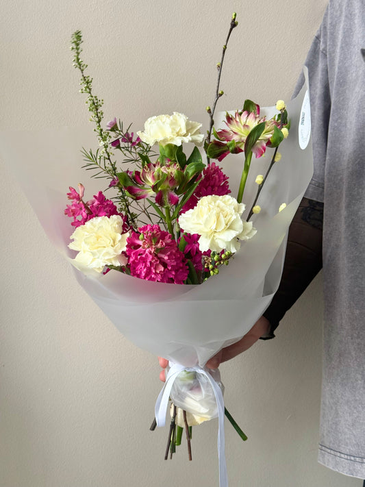 💛Easter Bouquet – BloomRoom.ee, fresh flowers in Tallinn