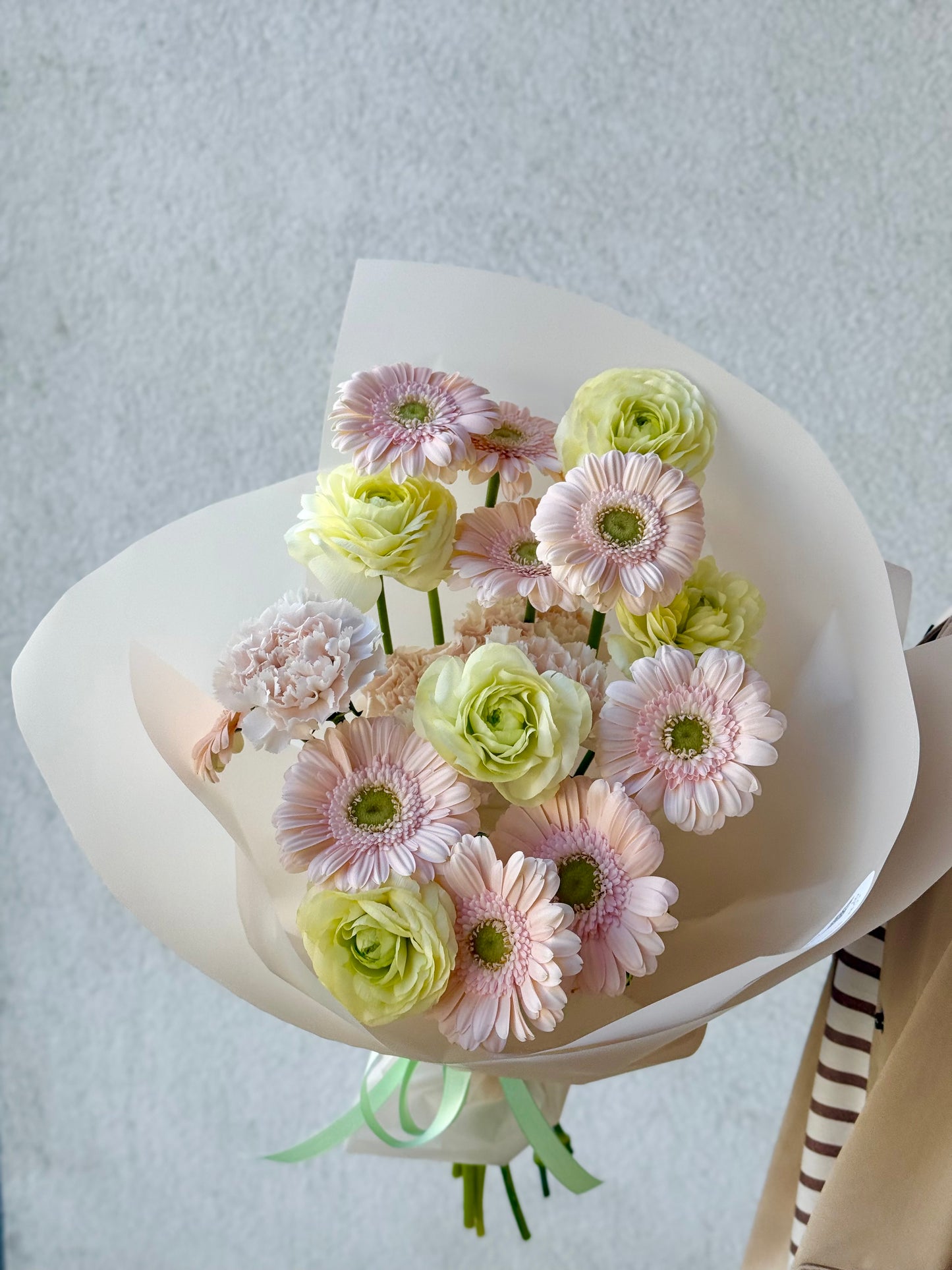 "Creme Brûlée" Art Bouquet