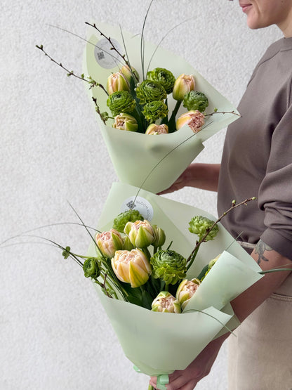 "Strawberry Mojito" Art Bouquet