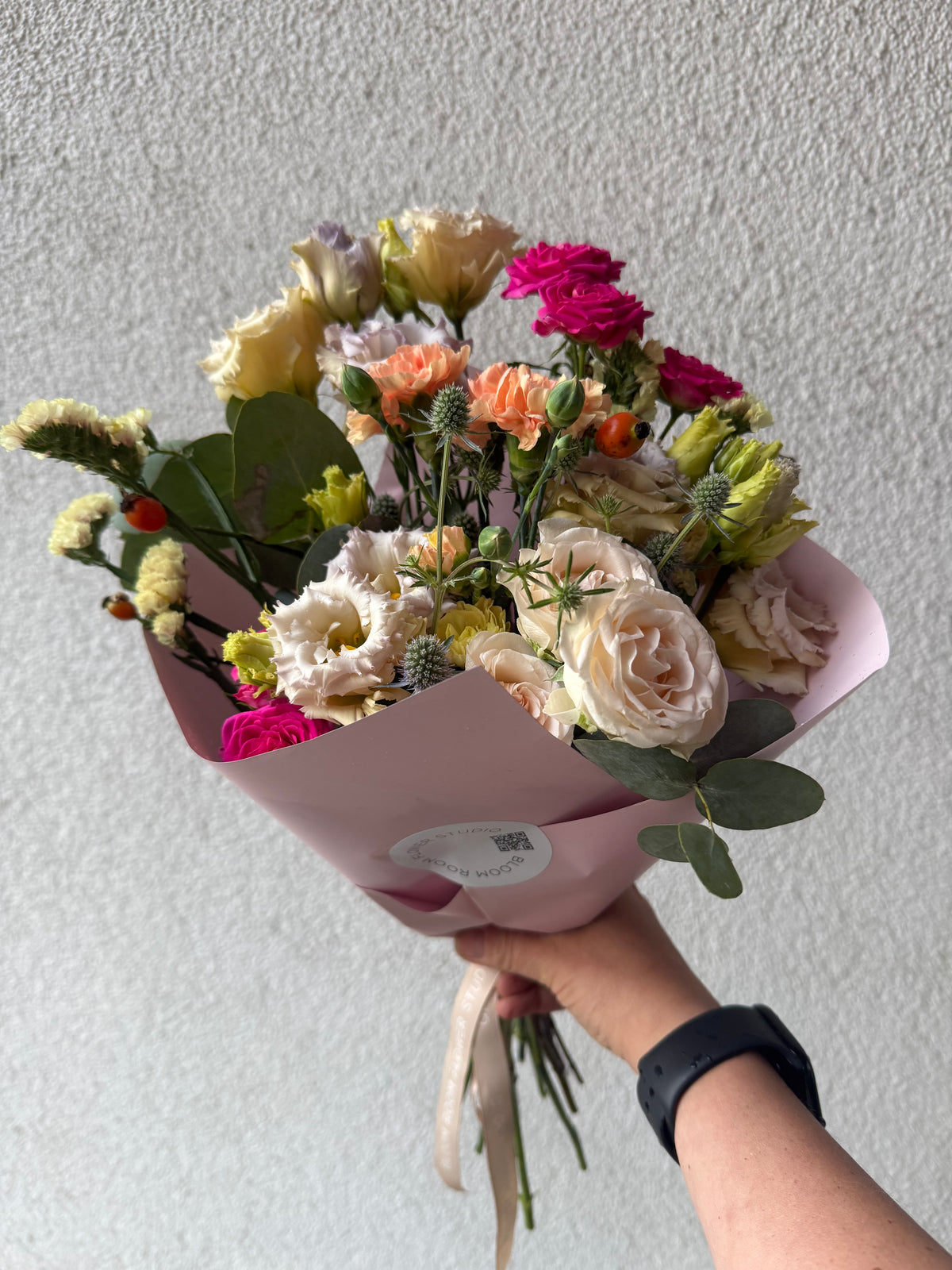 “Blooming miniso” Art Bouquet