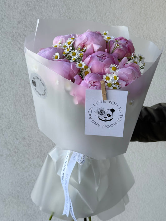 9 Sarah Bernard Peonies+ Daisies