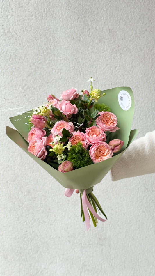 "Julietta" Art Bouquet – BloomRoom.ee, värsked lilled Tallinnas