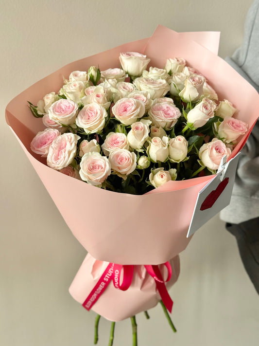 "Love is..." Spray roses  Bouquet – BloomRoom.ee, fresh flowers in Tallinn