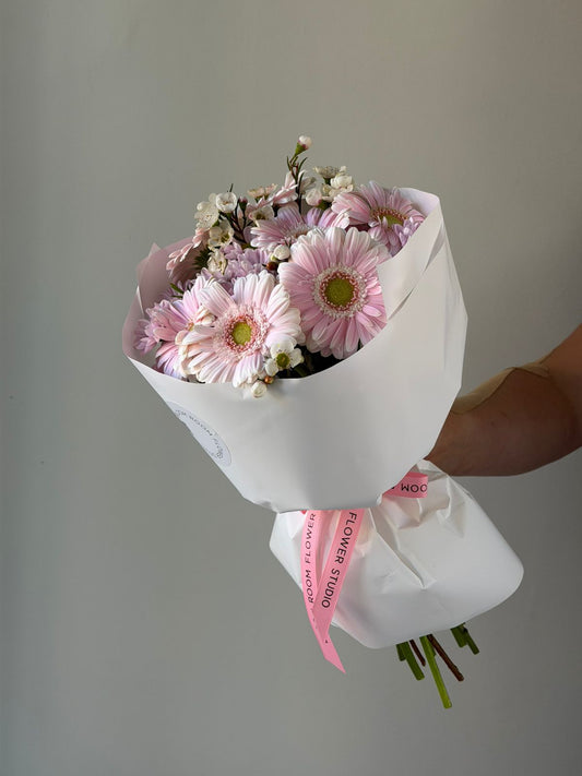 “Pink for romance” Bouquet – BloomRoom.ee, fresh flowers in Tallinn
