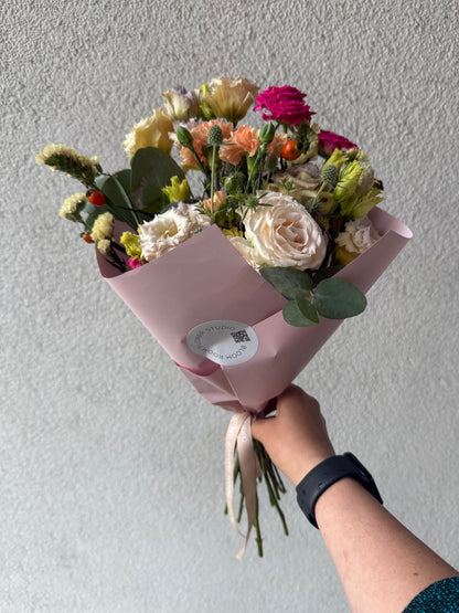 “Blooming miniso” Art Bouquet