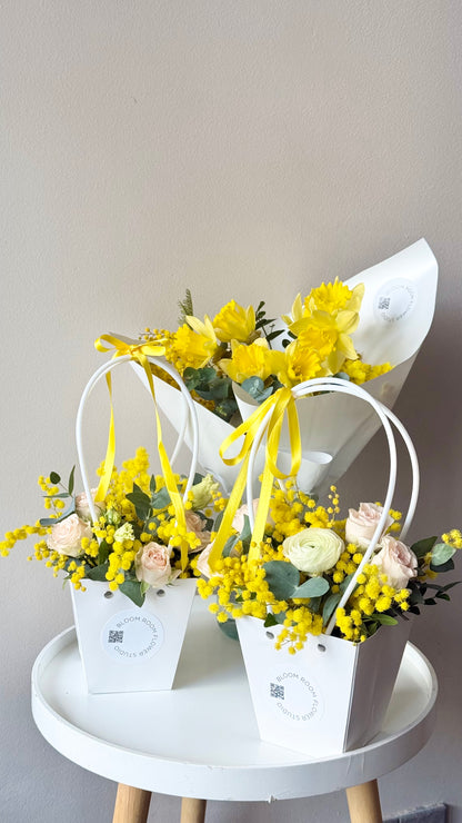 "Mimosa" Flower Bag