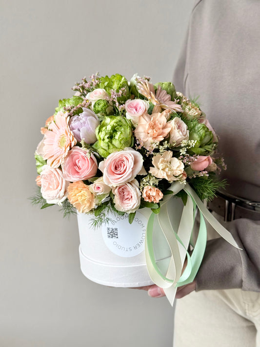 Midi  Bloom Box – BloomRoom.ee, fresh flowers in Tallinn