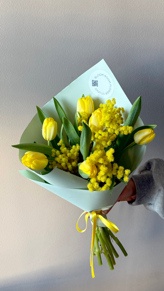 "Sunlight" Midi Bouquet – BloomRoom.ee, fresh flowers in Tallinn