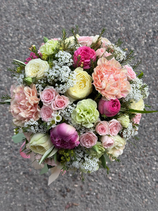 Flower box «Just for you🥰» – BloomRoom.ee, fresh flowers in Tallinn
