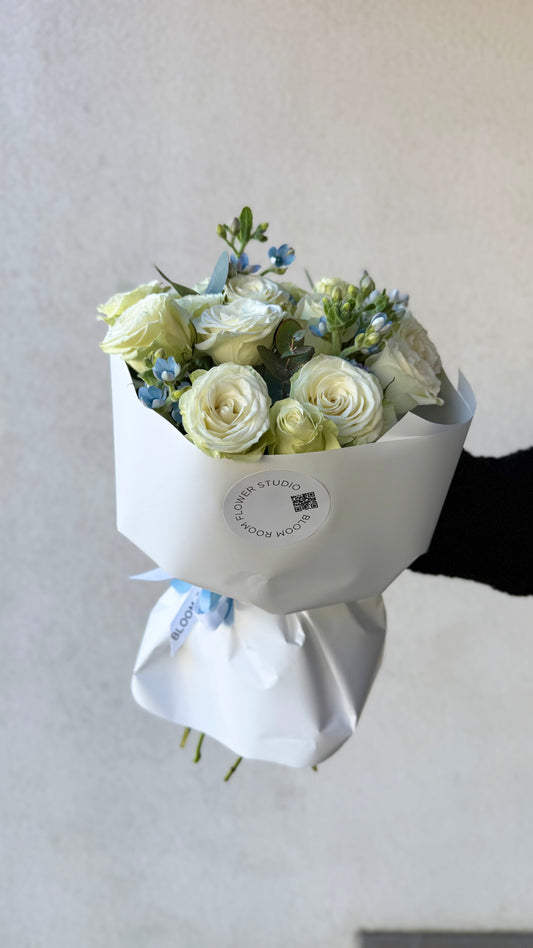 “Shine bright" Art Bouquet – BloomRoom.ee, fresh flowers in Tallinn
