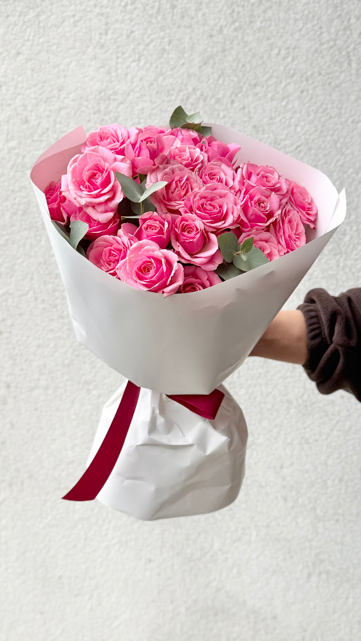 Roosa spray rooside ja eukalüpti kimp | Букет розовых спрей-роз с эвкалиптом | Pink spray Roses with Eucalyptus bouquet