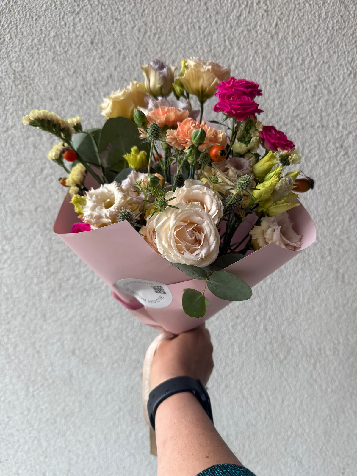 “Blooming miniso” Art Bouquet