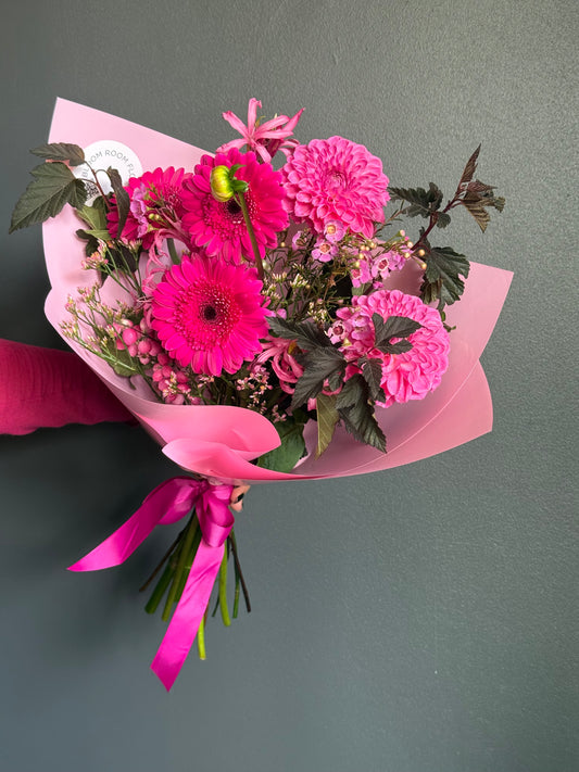 “Pink blink🌸”Art Bouquet – BloomRoom.ee, värsked lilled Tallinnas