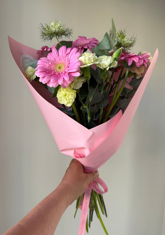"Rising sun” Art Bouquet – BloomRoom.ee, fresh flowers in Tallinn
