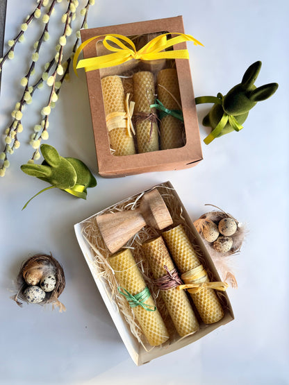 Gift set with 3 handcrafted candles made from 100% natural beeswax, paired with a minimalist wooden candle holder.