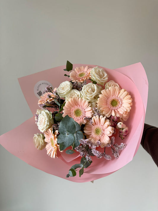 “Soft morning🌸”Art Bouquet – BloomRoom.ee, värsked lilled Tallinnas