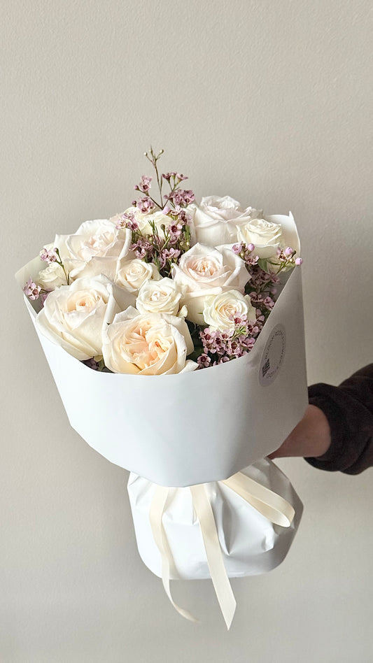 "Pure Love"  Grand Bouquet – BloomRoom.ee, fresh flowers in Tallinn