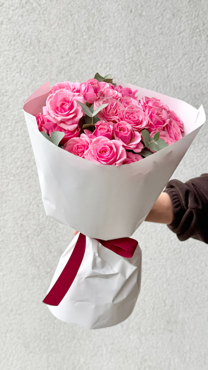 Roosa pritsrosesid Eukalüptiga | Розовые спрей-розы с эвкалиптом | Pink spray Roses with Eucalyptus
