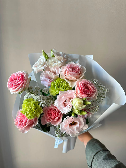 "Freshness” Art Bouquet – BloomRoom.ee, fresh flowers in Tallinn