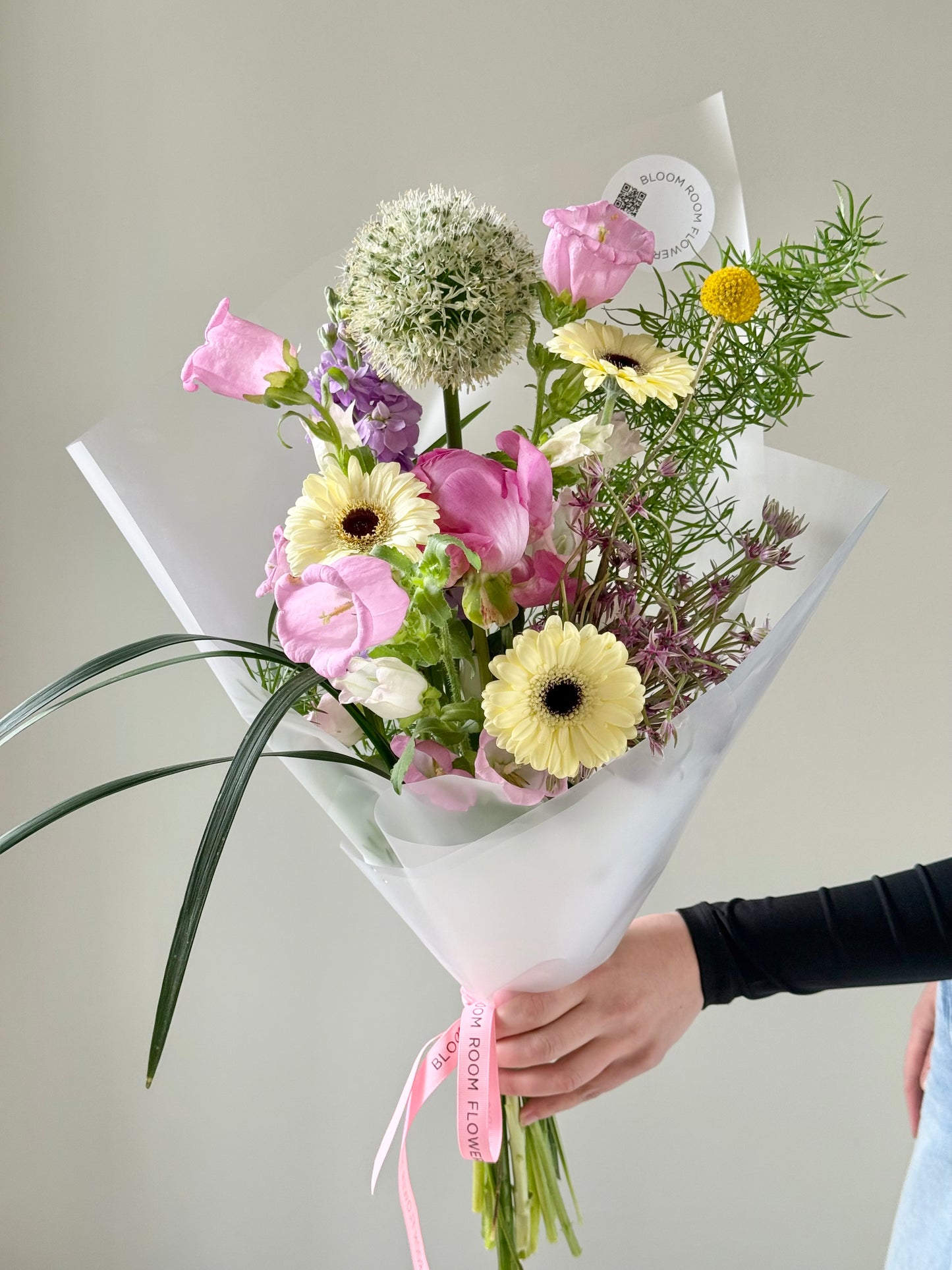"Summer Mix" Art Bouquet