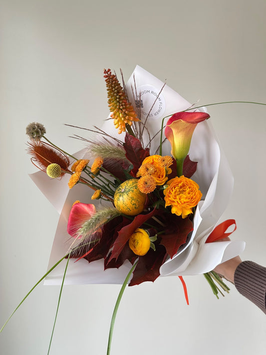 “Falling leaves 🍂 ” art bouquet – BloomRoom.ee, värsked lilled Tallinnas