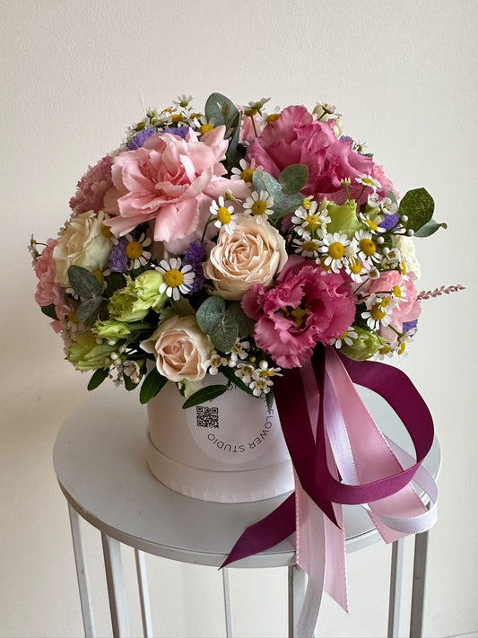 Mini Bloom Box “Summer vibe” – BloomRoom.ee, värsked lilled Tallinnas