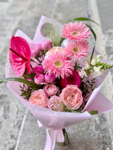 Load image into Gallery viewer, Barbie bouquet
