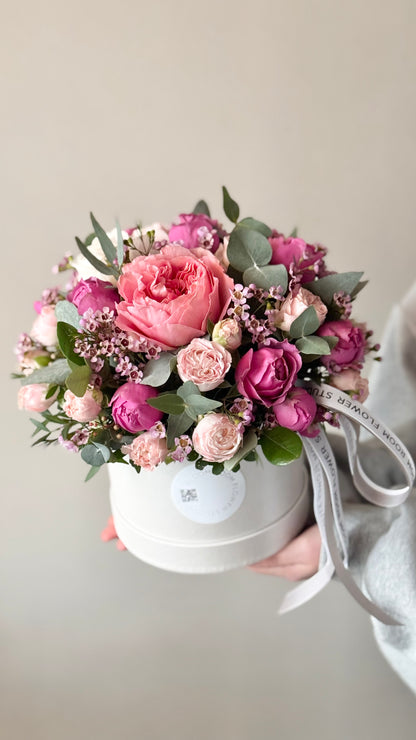 "Very Berry"  Grand Bloom Box