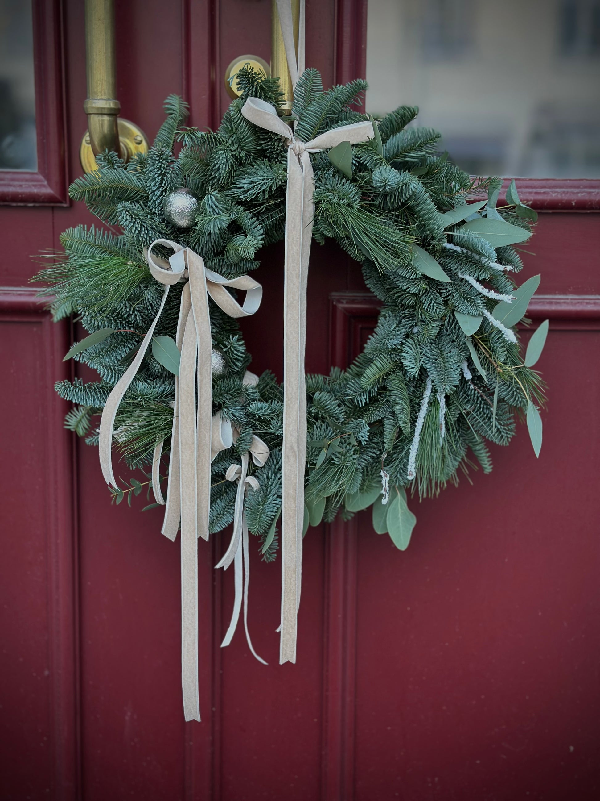 Beige sametist jõulukroon | Бежевый бархатный рождественский венок | Beige velvet Christmas wreath