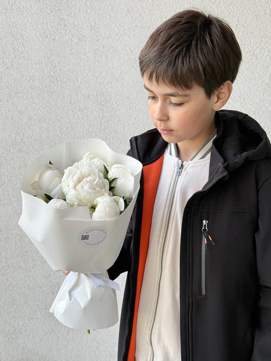 "My Mom's favourite flowers" Peony bouquet – BloomRoom.ee, fresh flowers in Tallinn