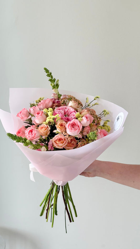 "Milkshake"  Bouquet – BloomRoom.ee, fresh flowers in Tallinn