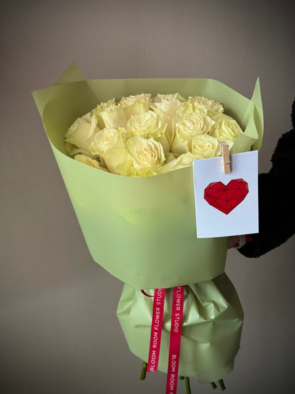 Valged roosid luksuslikus pakendis | Роскошный букет белых роз | Luxurious bouquet of white roses