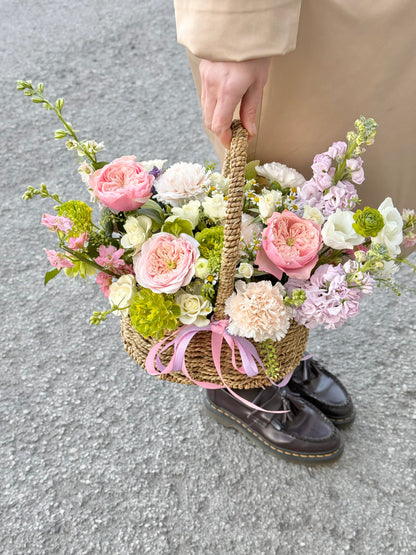 "Moms Garden" Flower Basket with garden roses