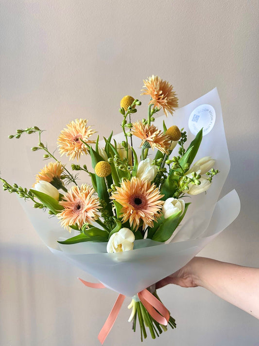 "Just Lovely" Art Bouquet – BloomRoom.ee, fresh flowers in Tallinn