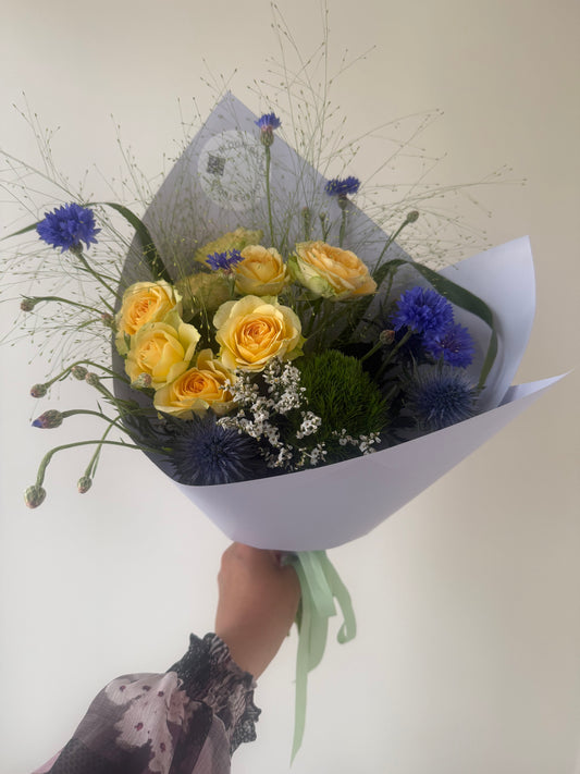 “Sunshine ☀️ ” Bouquet – BloomRoom.ee, fresh flowers in Tallinn