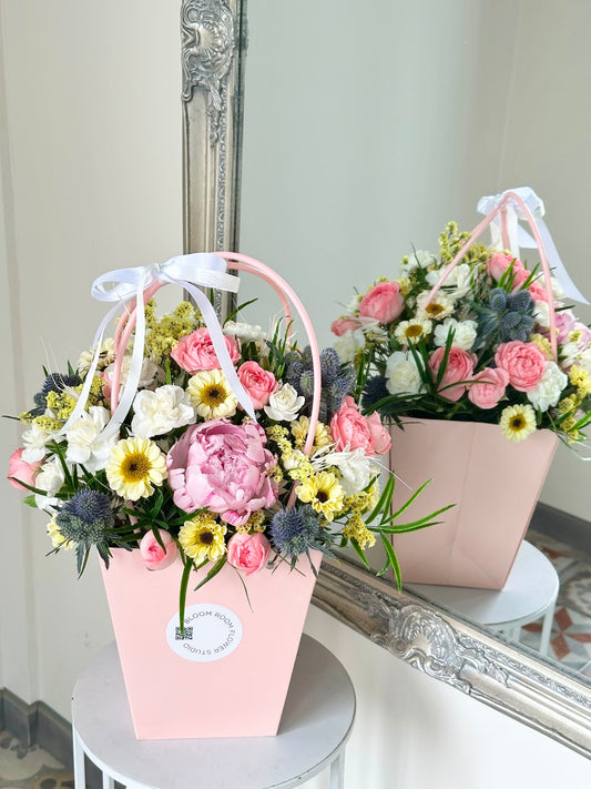 Flower  Bag – BloomRoom.ee, fresh flowers in Tallinn