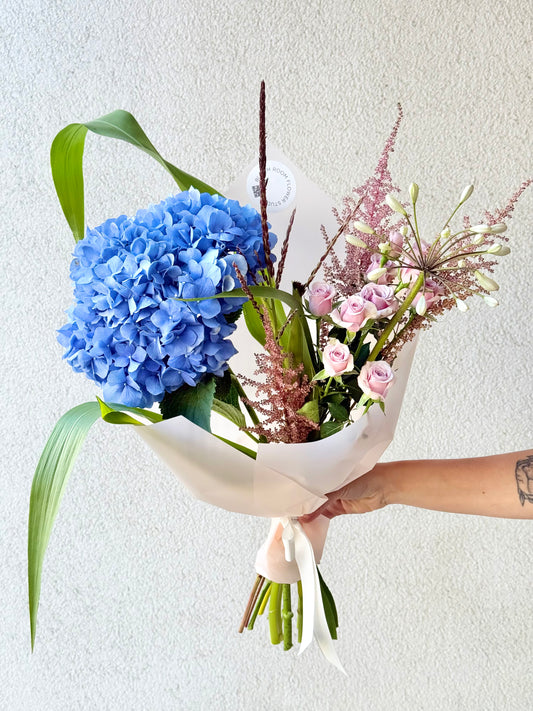 "Blue Mood" Art Bouquet