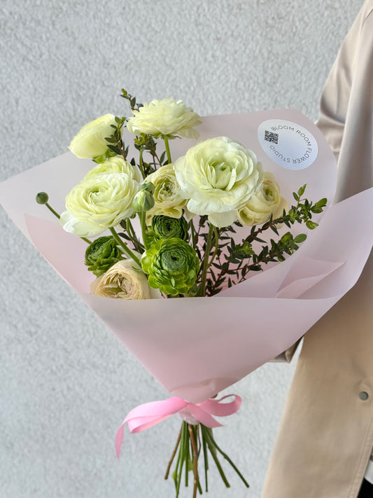 "Think Pink" Art  Bouquet – BloomRoom.ee, fresh flowers in Tallinn