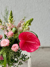 Load image into Gallery viewer, Summer Mix Bouquet
