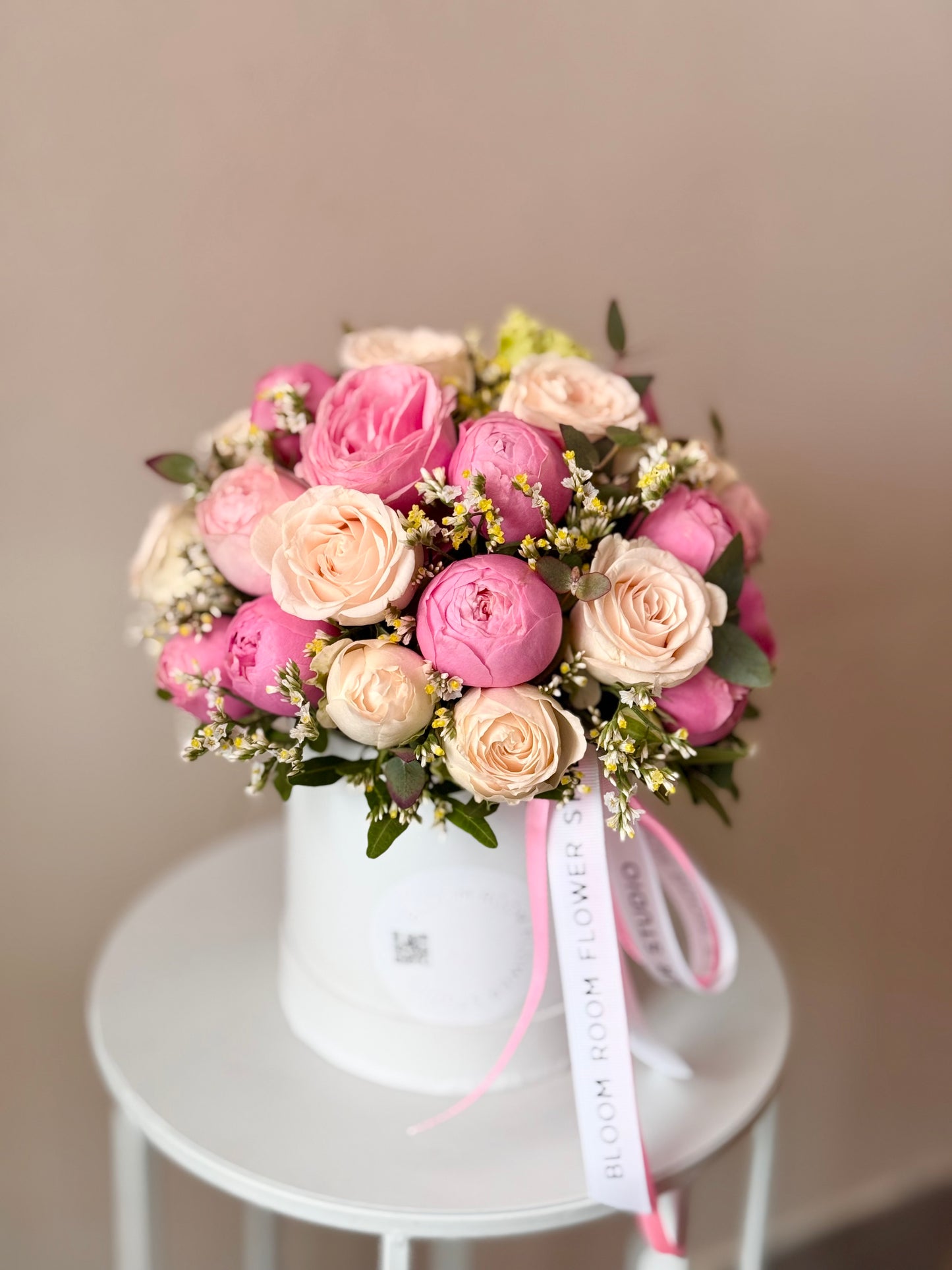 Mini roosikimp luksuslike aedade roosidega | Мини-букет из роз с резом для сада | Mini bouquet with garden roses in a luxury arrangement
