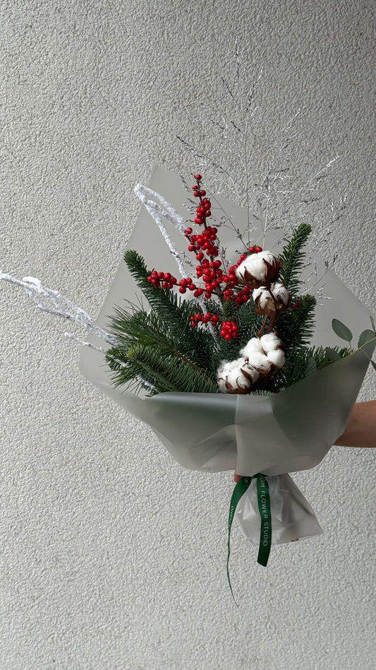 Christmas Bouquet – BloomRoom.ee, свежие цветы в Таллине