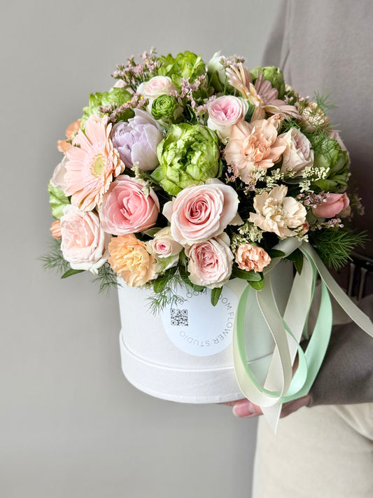 Midi  Bloom Box – BloomRoom.ee, fresh flowers in Tallinn