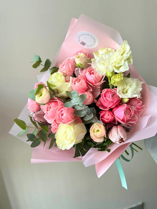"Pink Clouds" Grand  Bouquet – BloomRoom.ee, fresh flowers in Tallinn