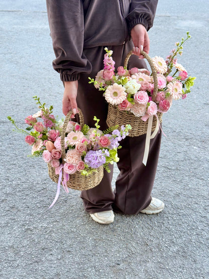 "Moms Garden" Flower Basket with garden roses