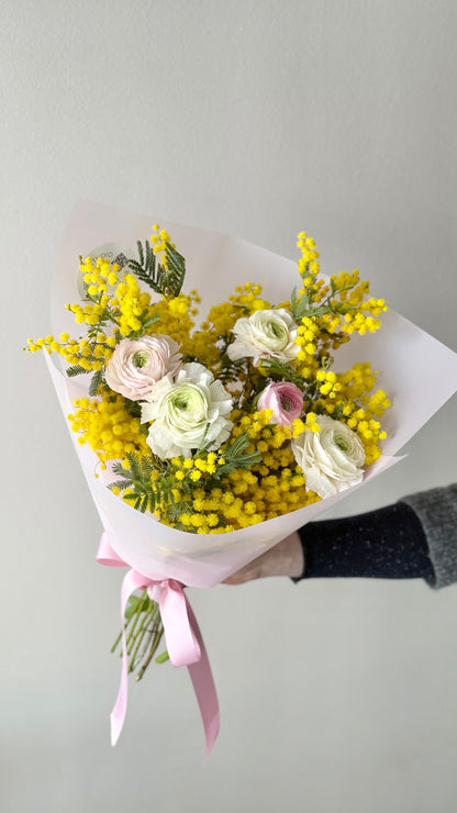 "Vitamin C" Art Bouquet