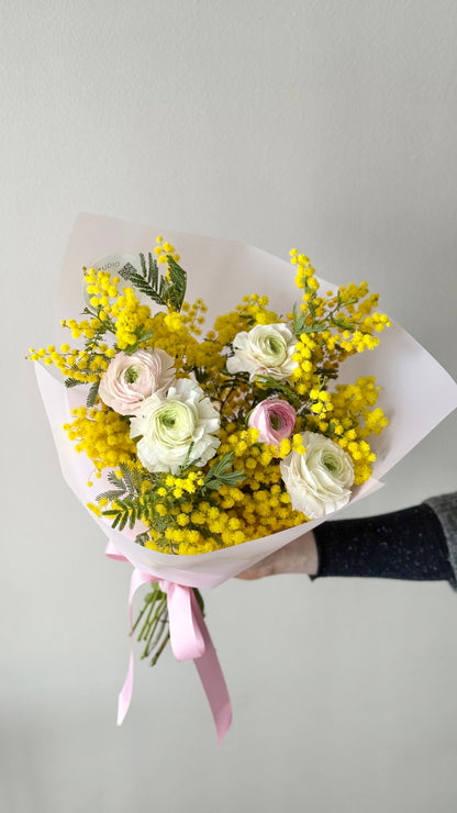 "Vitamin C" Art Bouquet