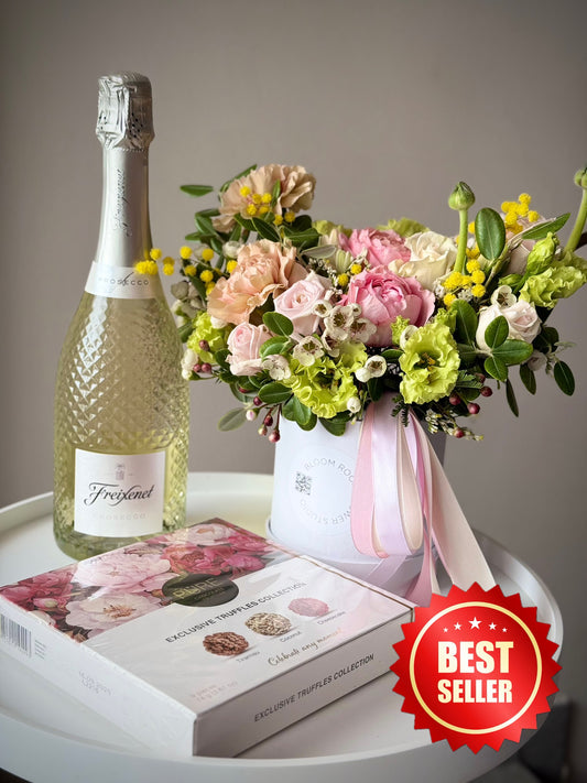 Kaunis lillekimp ja Prosecco Freixenet ning šokolaadikompvekkidega kinkekomplekt | Красивый цветочный букет и упаковка Prosecco Freixenet с шоколадом | Beautiful flower arrangement with Prosecco Freixenet and chocolate truffles gift set