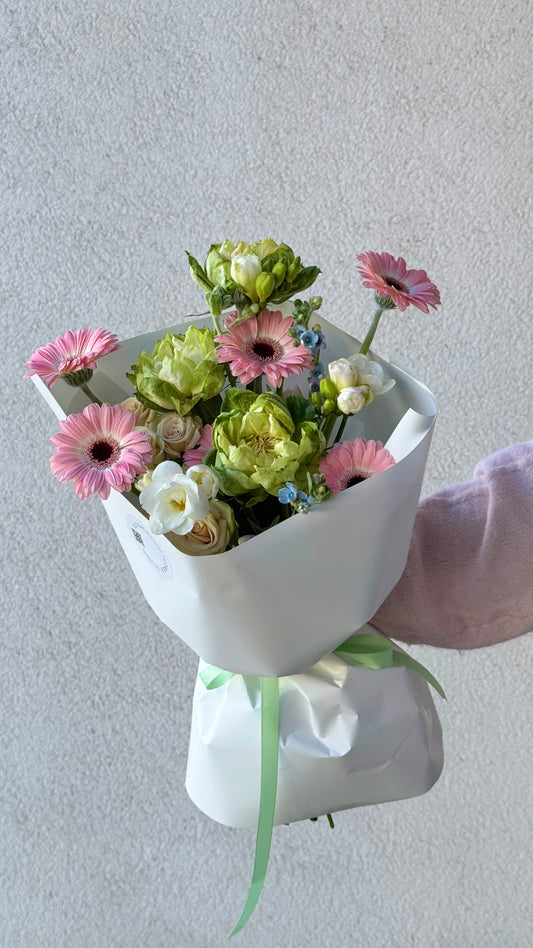 "Miss you" Bouquet – BloomRoom.ee, fresh flowers in Tallinn